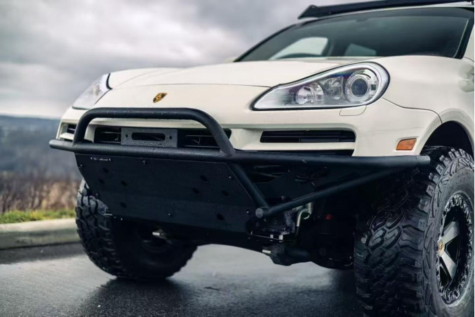 High-Clearance Off-Road Front Bumper for Porsche Cayenne 957 – Carbon Steel & Aluminum-Magnesium Alloy Radiator Skid Plate | Vipera