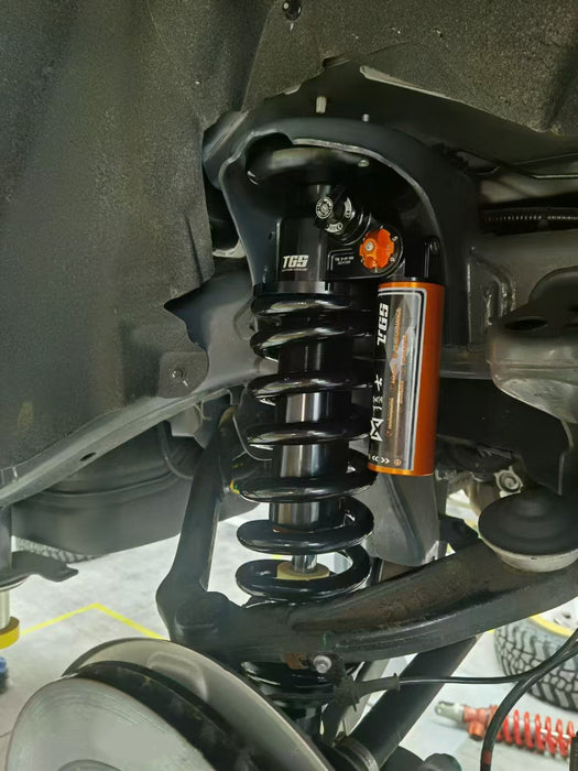 Cayenne Dual-Circuit Bidirectional Adjustable Nitrogen Shock Absorber 2.5 inch Lift Kit Body Control Fits All Roads Protects Parts