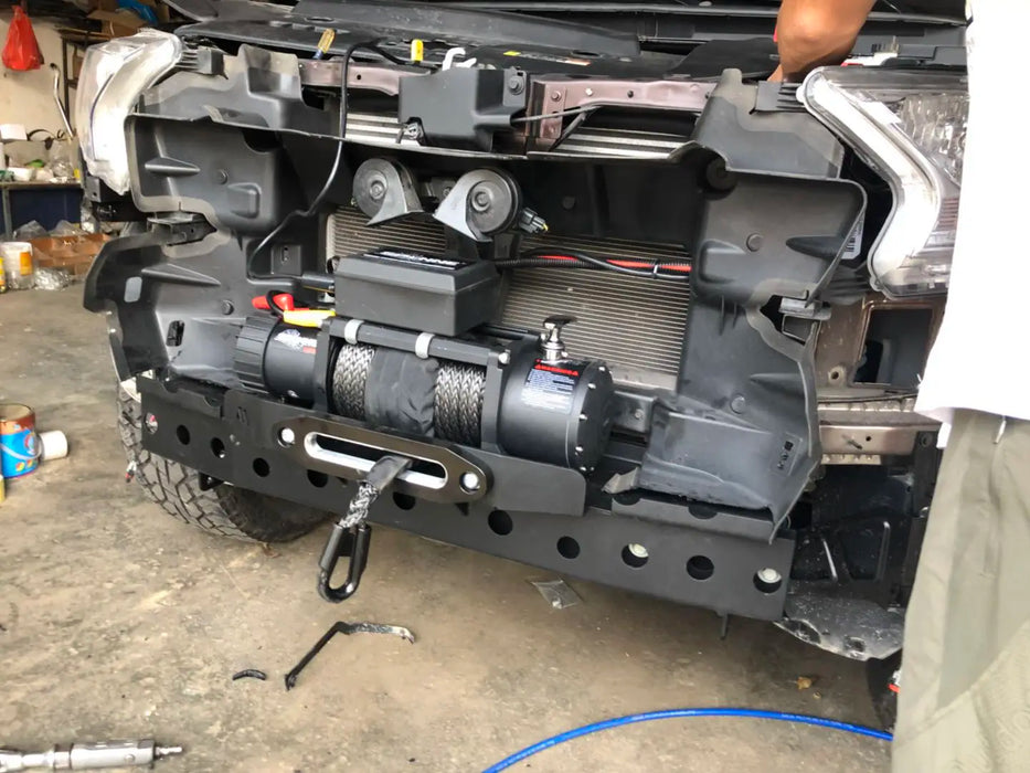 Winch Bracket for Everest F ORd