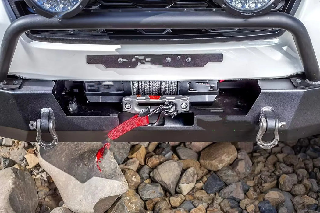 The WARN 106221 Semi-hidden Winch Installation Kit Is Suitable for Subaru Crosstrek (2018-2020)