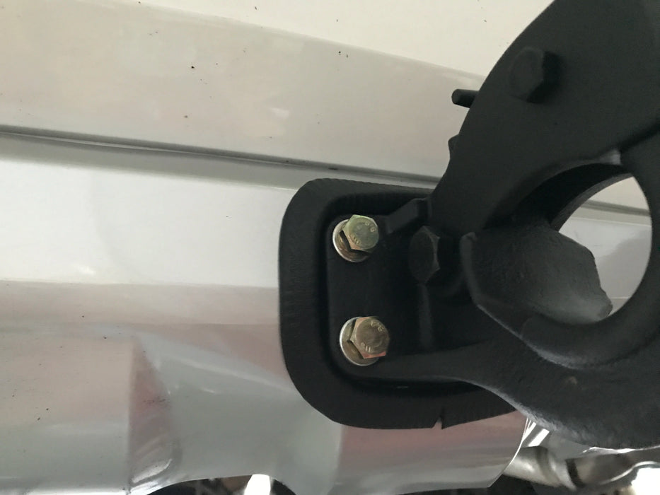 Built-in Rear bar with Trailer Hook for Everest