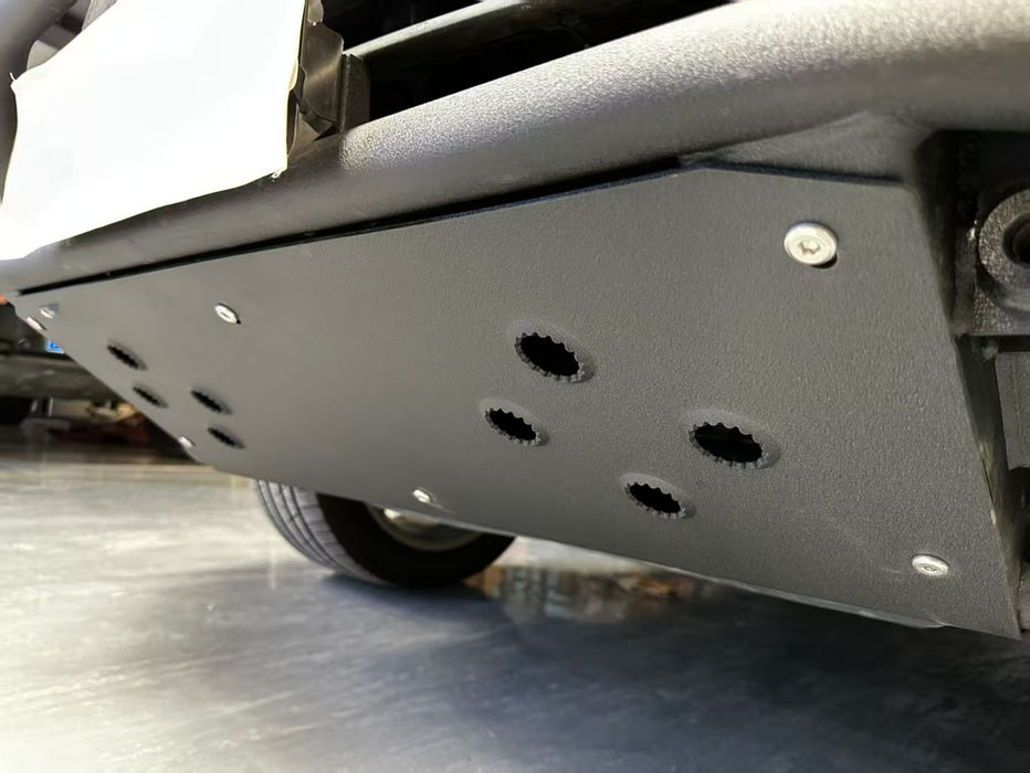 Low-Profile Off-Road Front Bumper for Porsche Cayenne 958 with Carbon Steel & Aluminum-Magnesium Alloy Radiator Skid Plate | Vipera